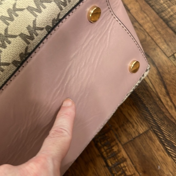 Michael Kors Bag Floral Appliqué Mercer Medium Duffel Natural pink gold hardware - Picture 16 of 17